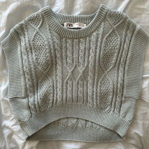 Zara- knit cropped sweater